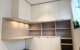 Arbeitszimmer eingebaut