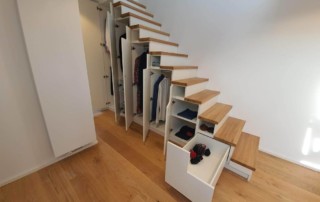 Einbauschrank Schranktreppe offen